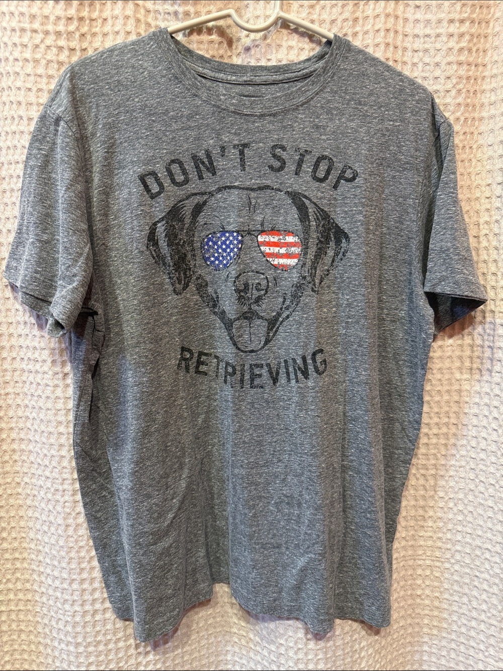 ⚜️ Patriotic graphic tee sz L